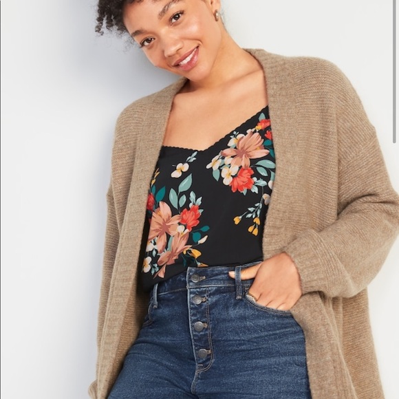 Tan Over-sized Cardigan Medium - Picture 2 of 8